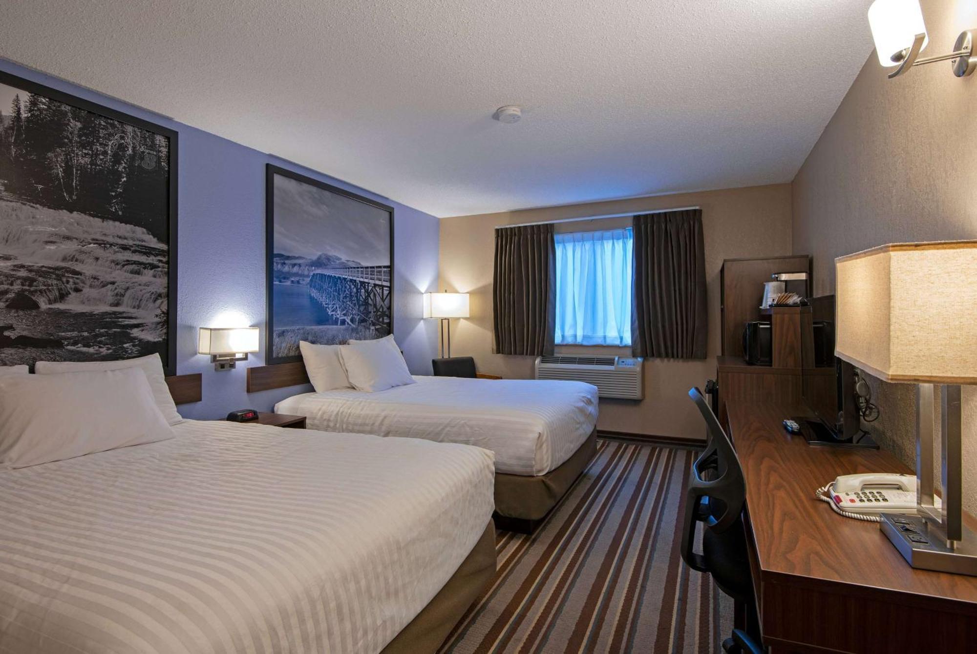 Super 8 By Wyndham Kamloops On The Hill Exterior foto
