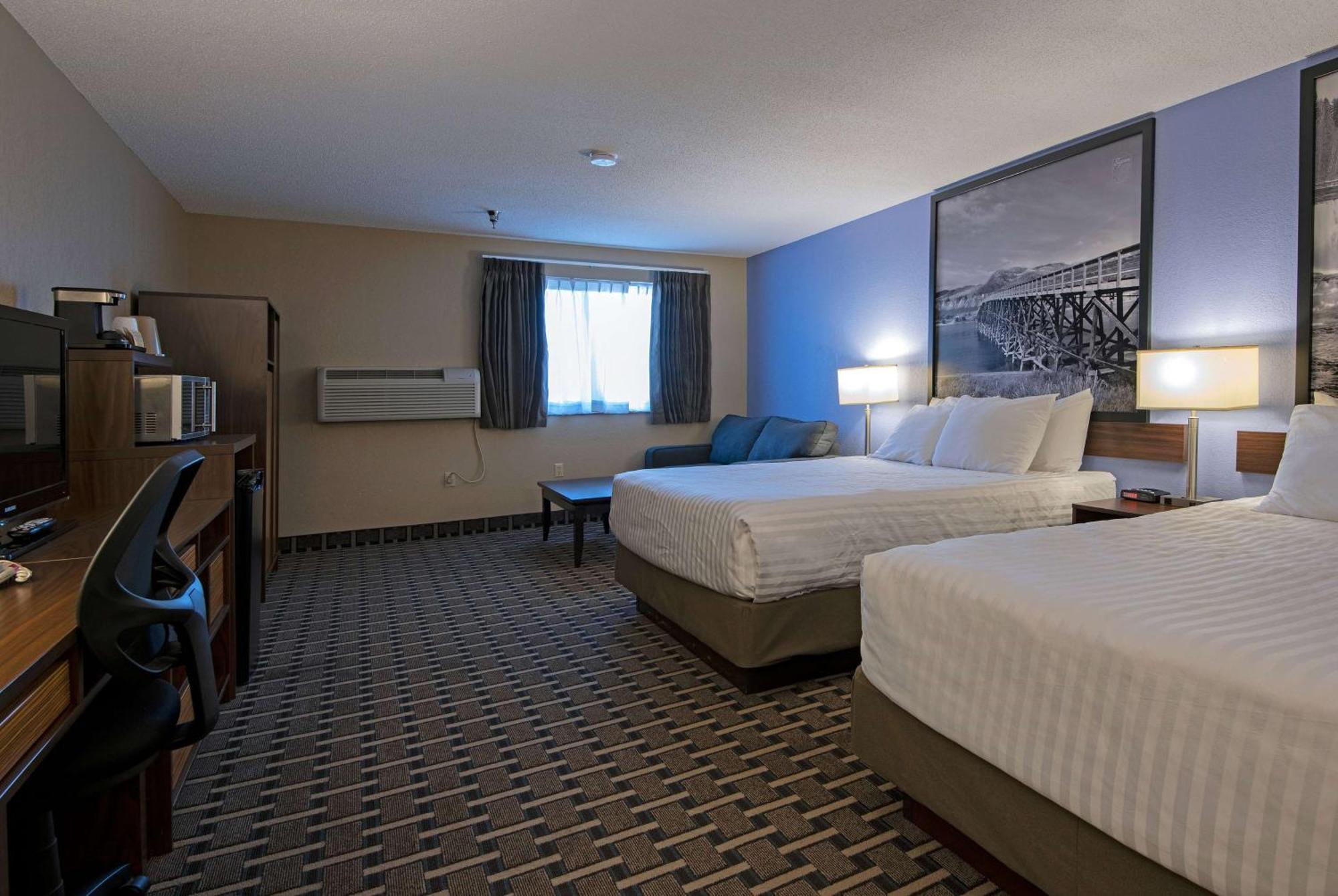 Super 8 By Wyndham Kamloops On The Hill Exterior foto