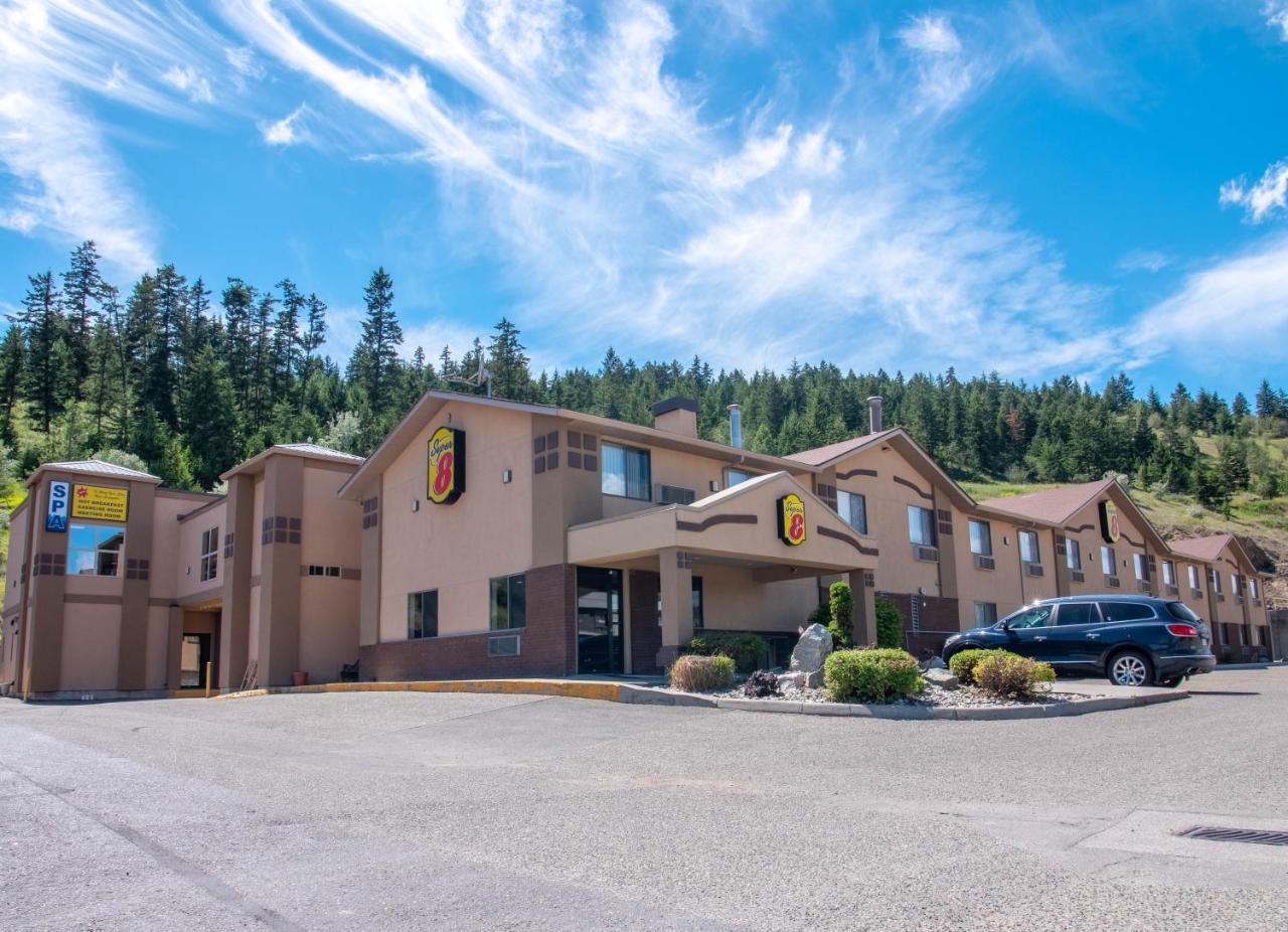 Super 8 By Wyndham Kamloops On The Hill Exterior foto